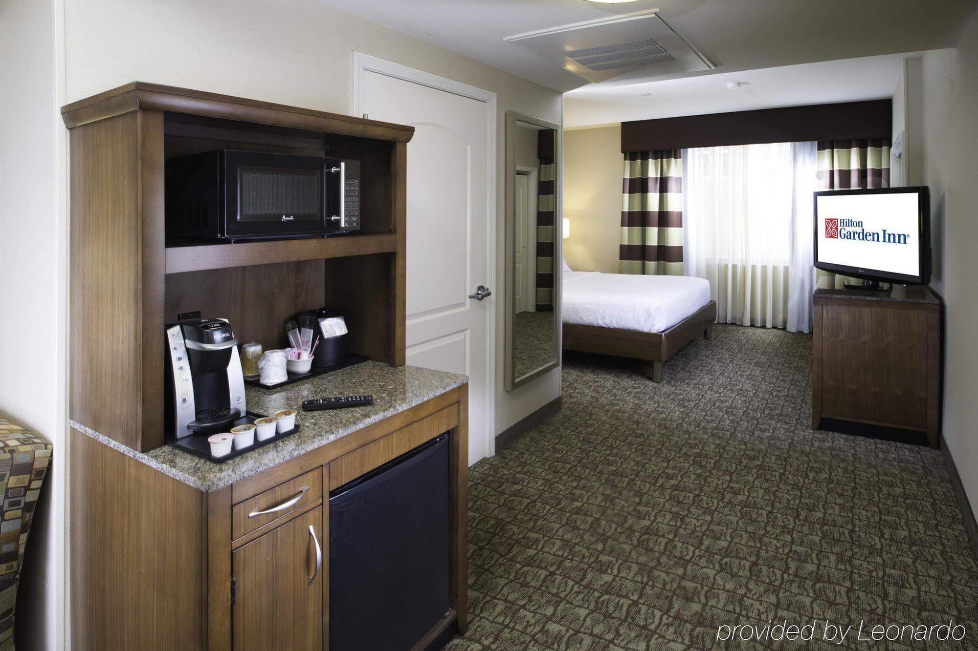 Hilton Garden Spectrum