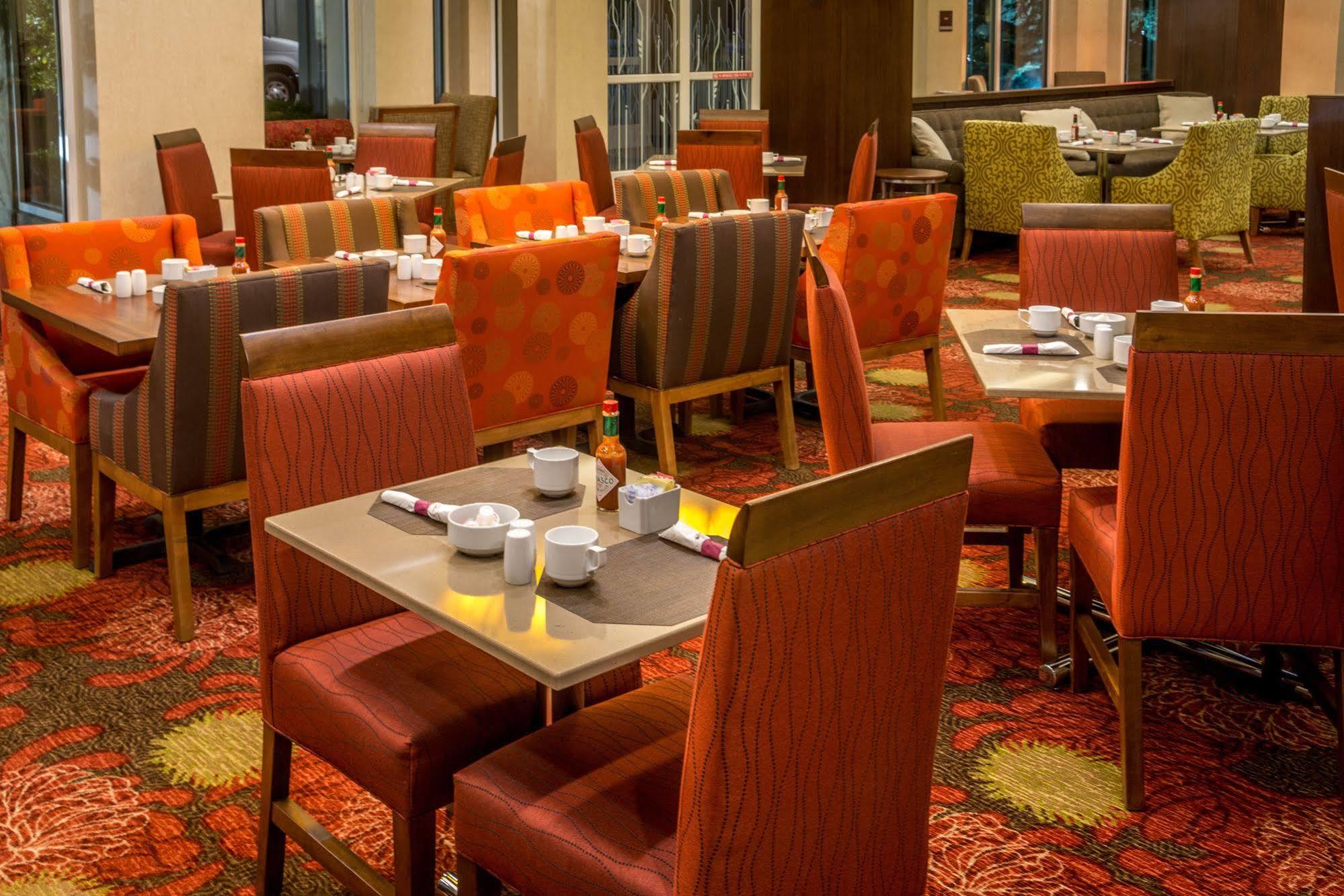Hilton Garden Spectrum